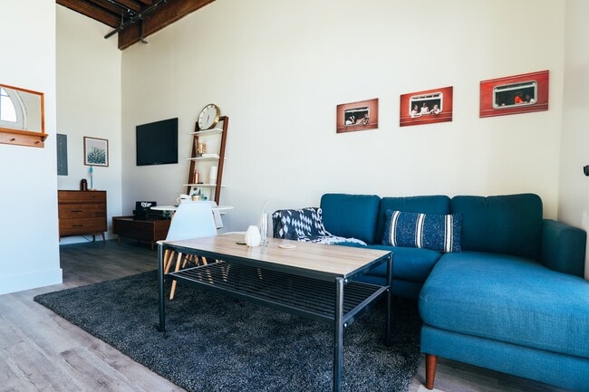 Photo - 1638 47th Avenue