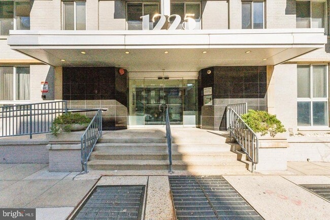 Photo - 1225 13th St NW Unit 712