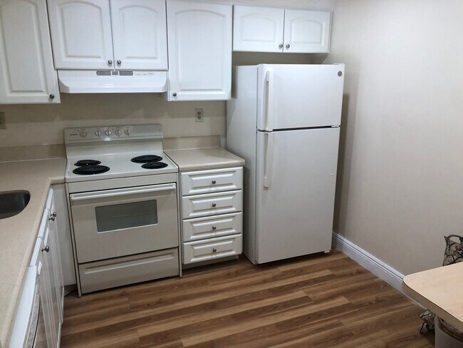 Photo - 6301 N University Dr Unit 220