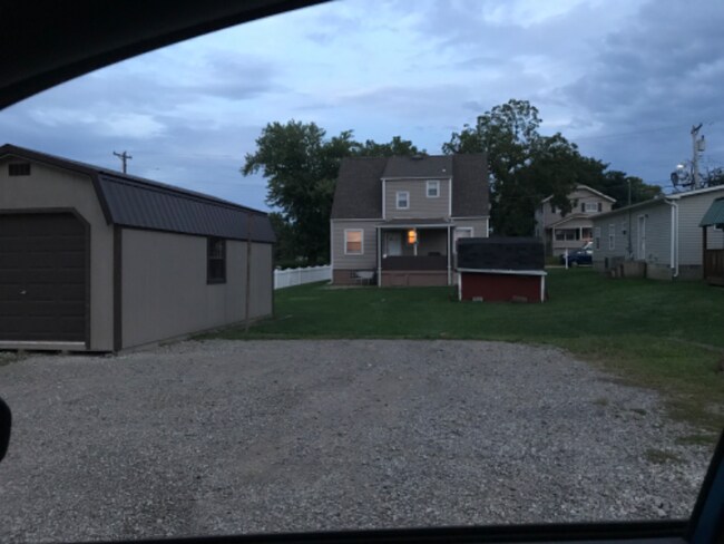 Photo - 1220 Linden St