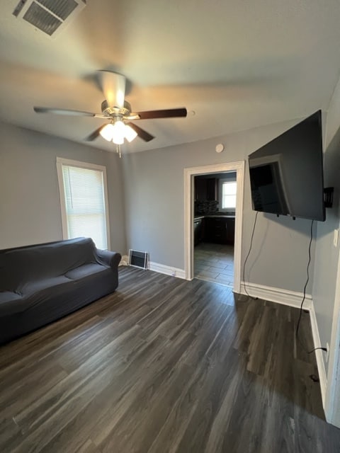 Photo - 1611 E Fayette St Apartment Unit 2