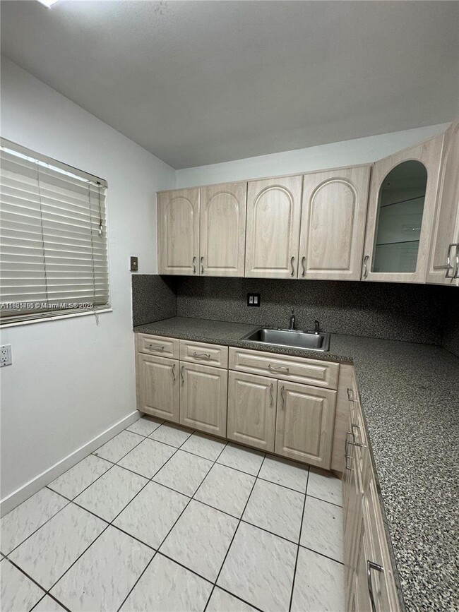 Photo - 7787 SW 86th St Unidad E-106 Rental