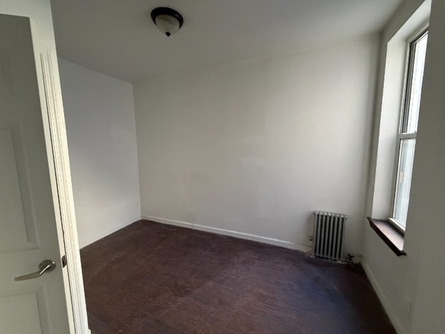 Photo - 52 Irving Ave Unidad 3R