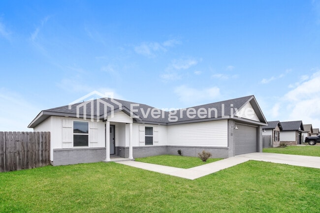 Photo - 341 N Mojave St