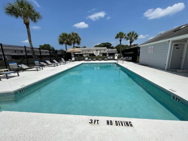 Photo - 12715 Raeburn Way