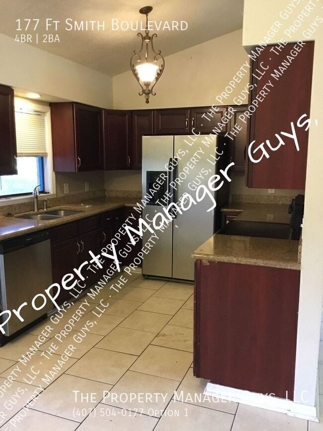 Photo - 177 Fort Smith Blvd