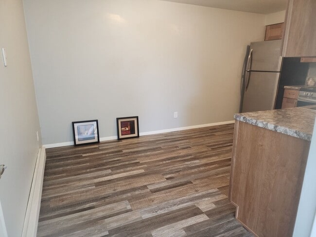 Photo - 692-694 Olson Ave