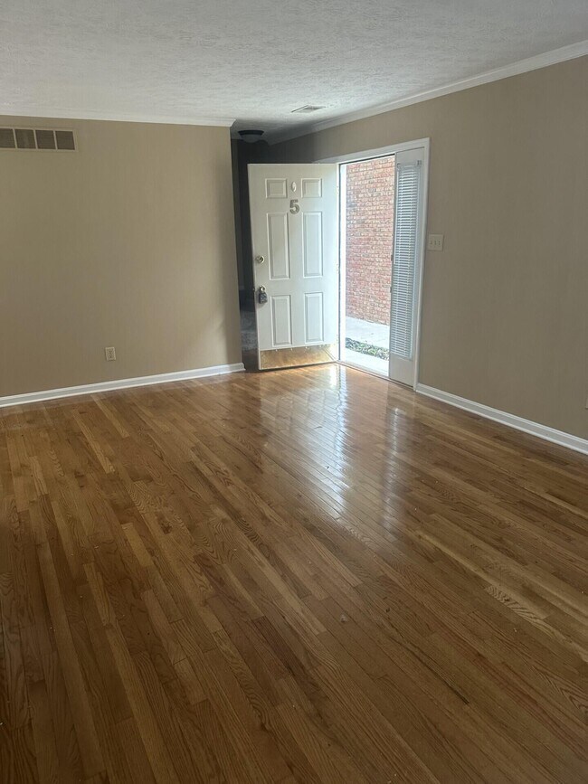 1100 Turkey Foot Rd Unit 5