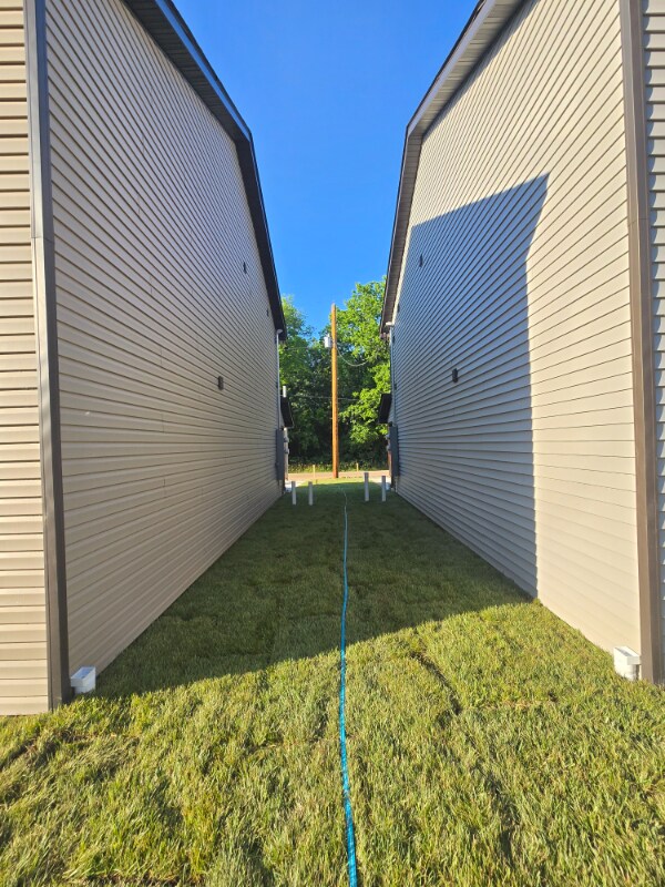 Photo - 3116 Commerce St