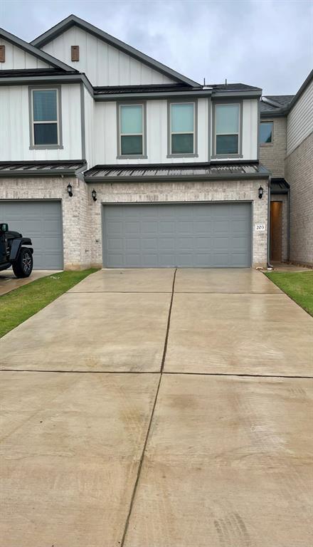 Building Photo - 2725 Woodall Dr Rental