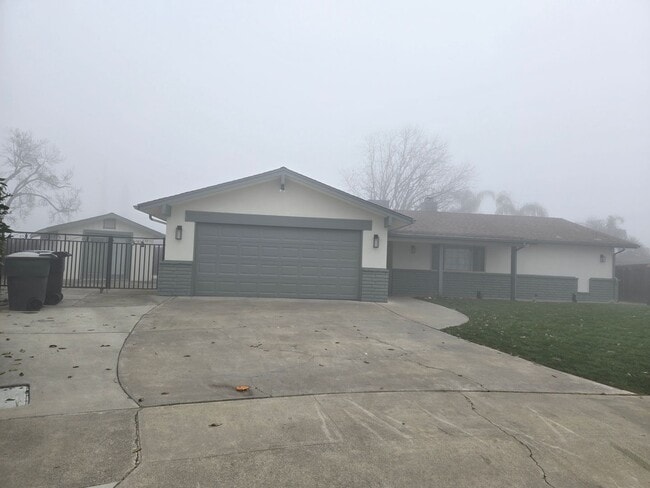 Photo - 3 Br 2 BA with extra room in back available now