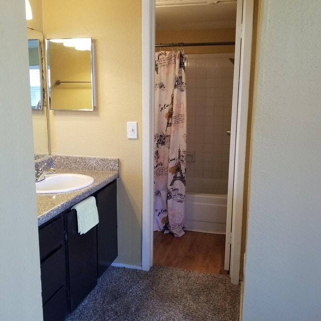 479 bathroom/Vanity Area - Driftwood Apartments - Galveston
