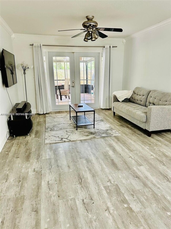 Photo - 5201 SW 31st Ave