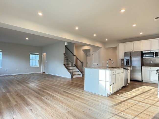 Photo - 3 Bedroom Single Family House for Rent