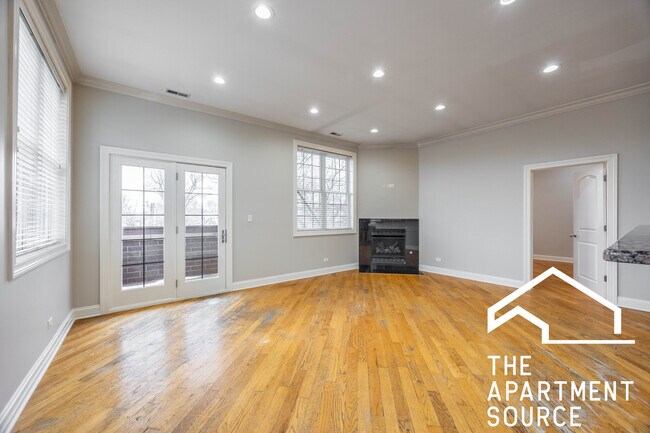 Photo - 2338 W Morse Ave Unidad 2