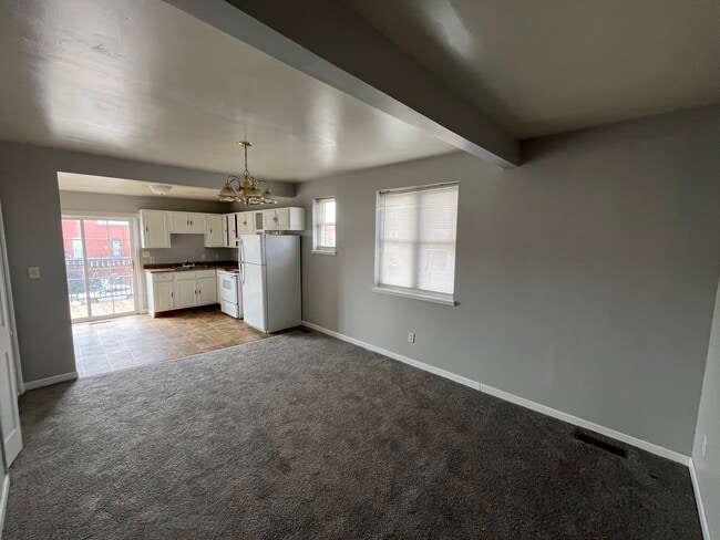 Photo - 1317 Main St