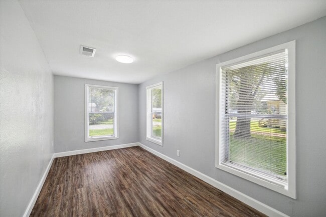 Photo - 110 Maplewood St