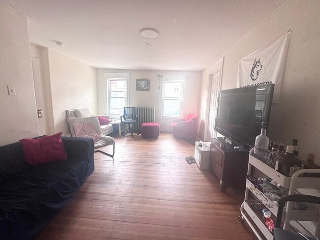 Photo - 95 Boylston St Unit 3R