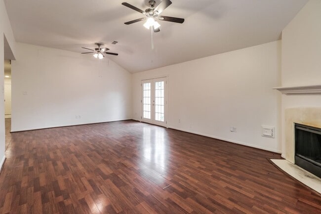 Photo - 16127 Kelley Green Ct