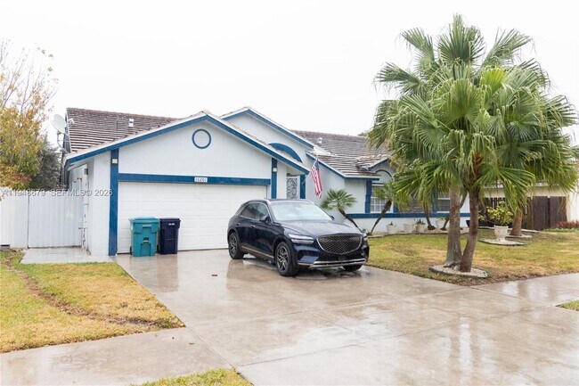 Building Photo - 16201 SW 144th Ct Unit 0