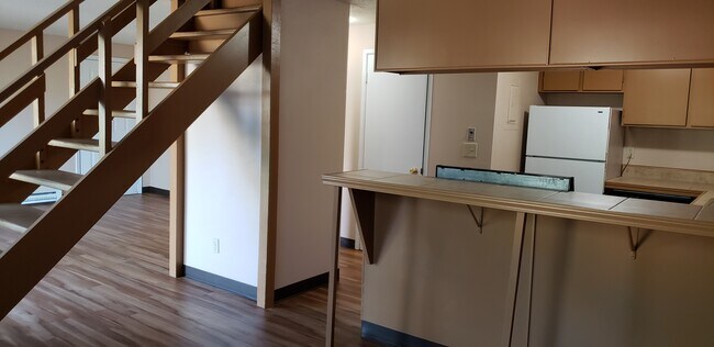 Photo - Aspen Circle Apartments