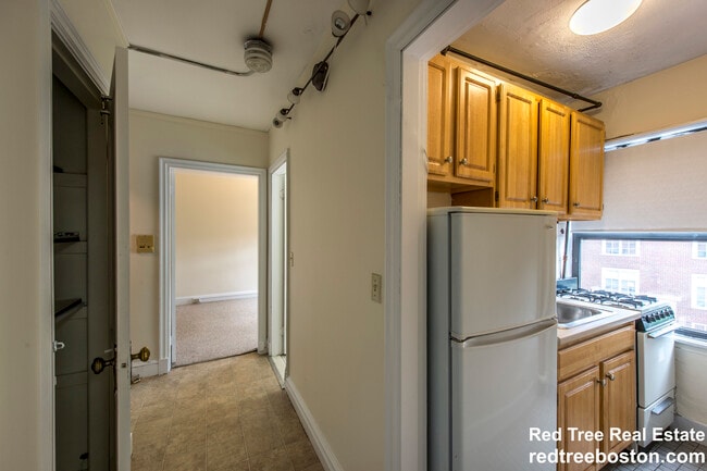 1200 Massachusetts Ave Unit 301