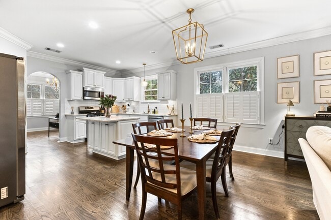 Photo - 797 Barkley Crest Cir