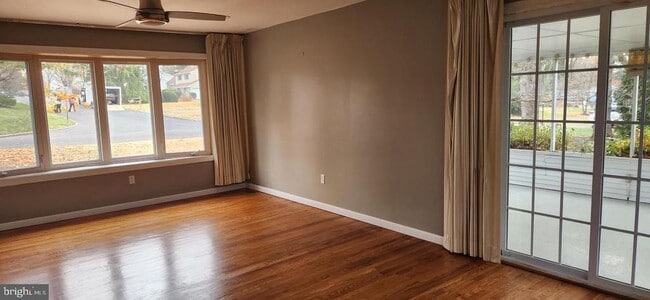 Photo - 25 Lower Hilltop Rd