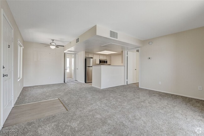 Building Photo - 8070 W Russell Rd Unit 2022 Rental