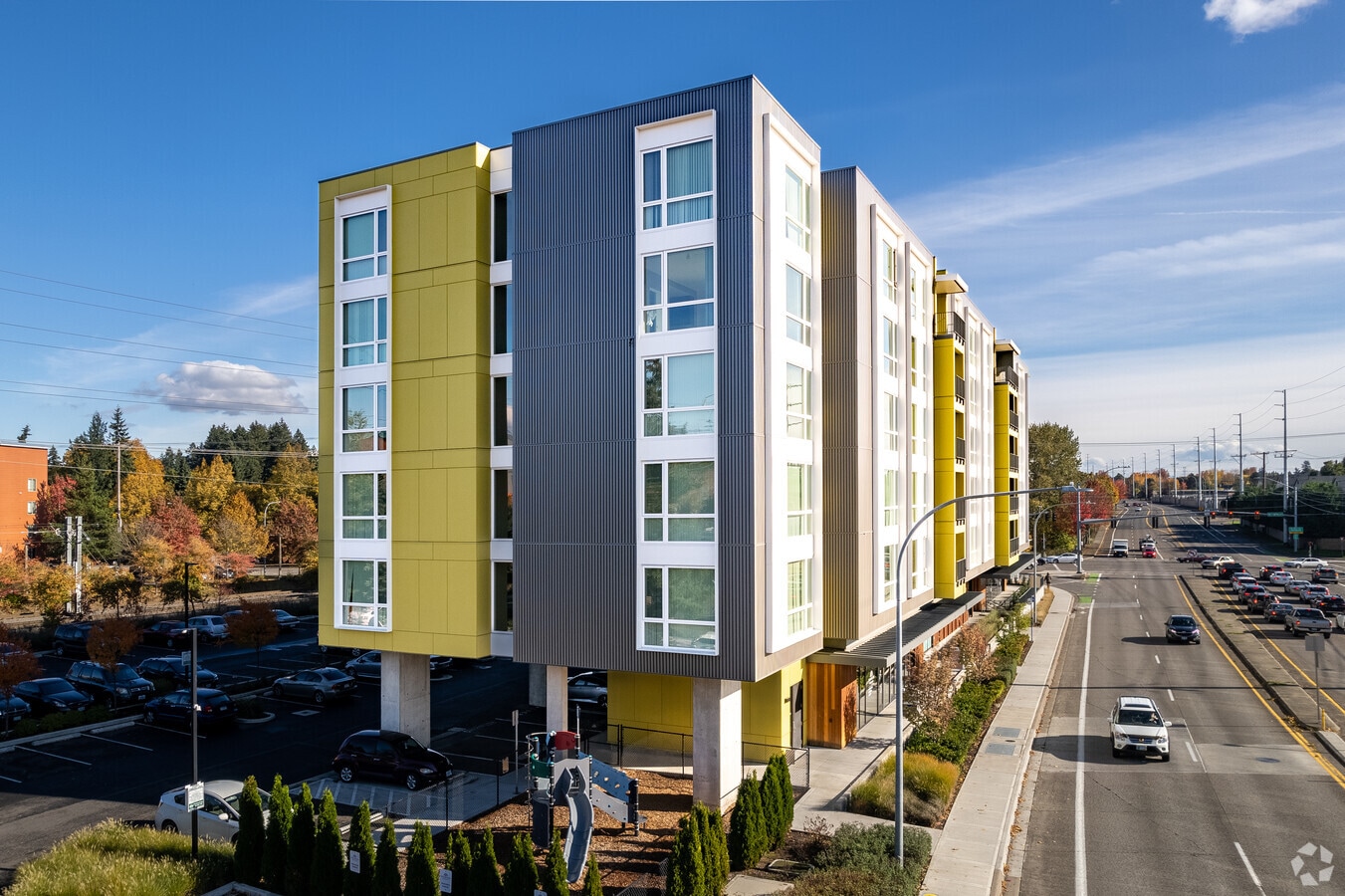 Photo - Willow Creek Crossing Apartments