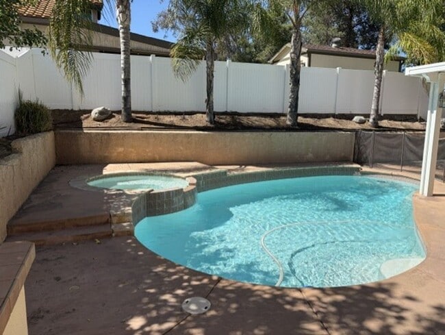 30978 Riverton Ln