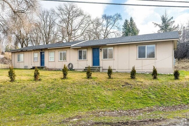 Building Photo - 8302 E Sinto Ave Unit 8302 E Sinto Ave Rental