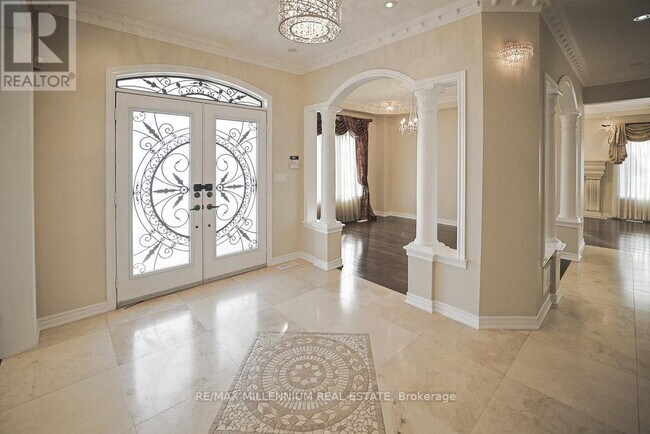 Photo - 24 Prince Edward Blvd