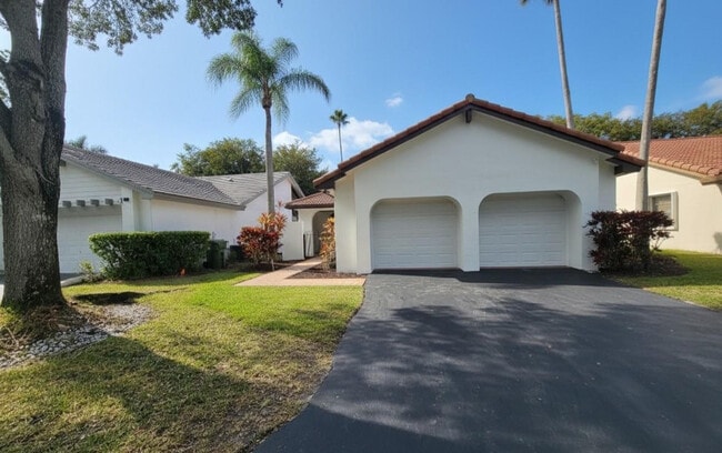 Photo - 2177 Montpeliar