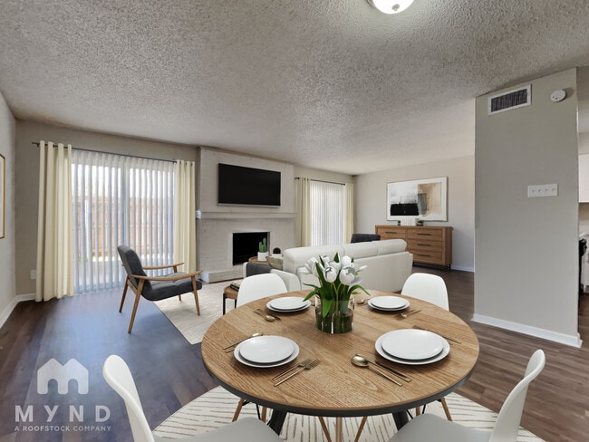 Del Estrado Townhomes