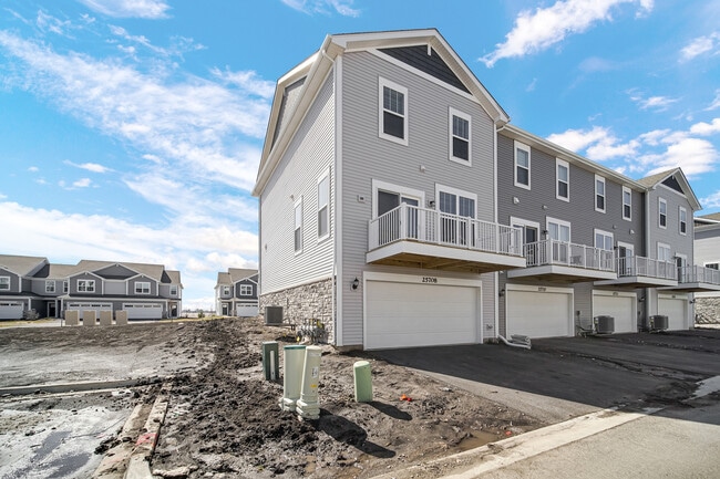 Photo - 25708 W Yorkshire Dr