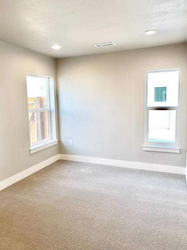 Photo - Nice Location in Heart of Old Town Fort Co...