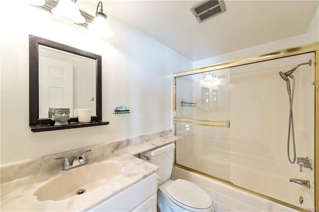 Photo - 4351 Pioneer St