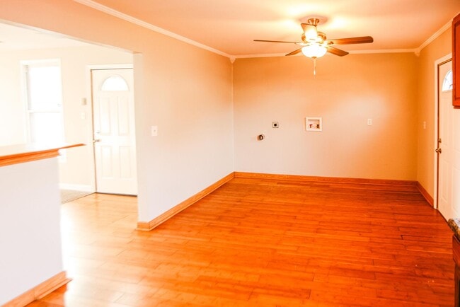 Photo - Well maintaned and clean two bedroom home ...