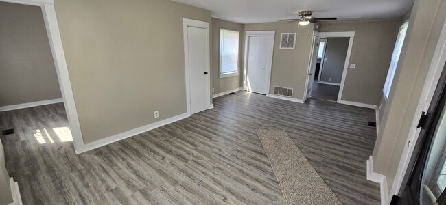 Photo - Freshly Updated Interior! 2 Bed 1.5 Bath Home - Alexandria IN