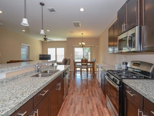 Photo - 17117 Wilthorne Gardens Ct