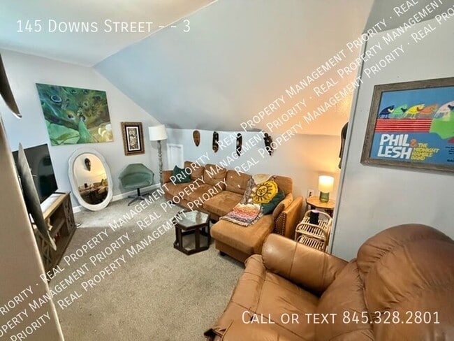 Photo - 145 Downs St Unit 3