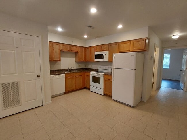 Photo - 118 Booker Rd Unit C