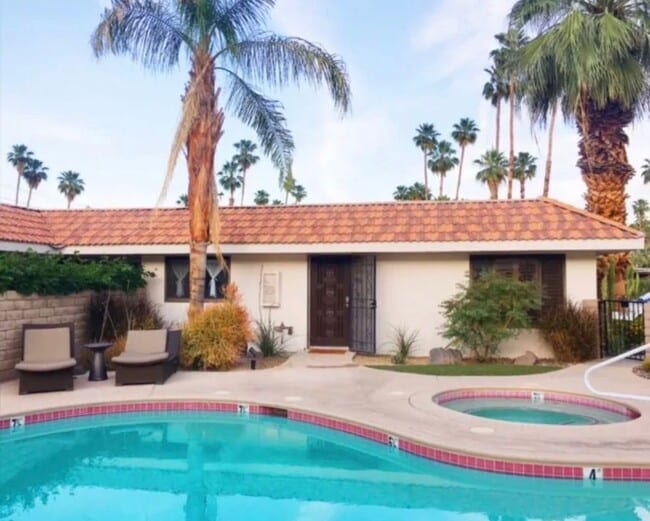 Building Photo - 1480 Palm Tree Dr