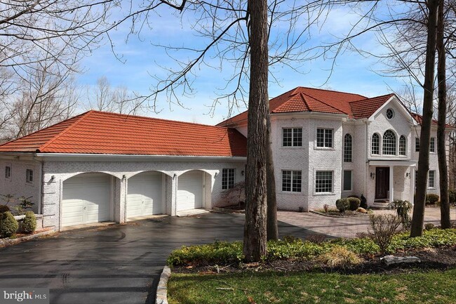 Photo - 429 Wendover Dr
