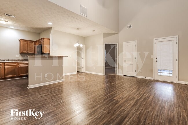 Photo - 1132 Mcconaughy Ct