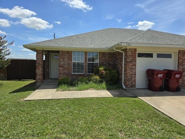 Building Photo - 1185 Greywood Dr Rental