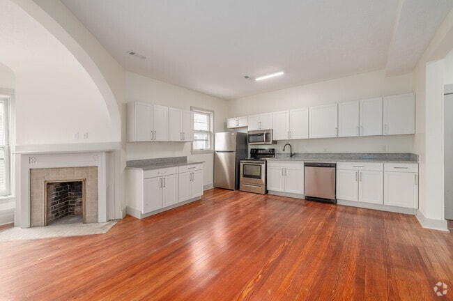 1 BD, 1 BA - 1000SF - 201