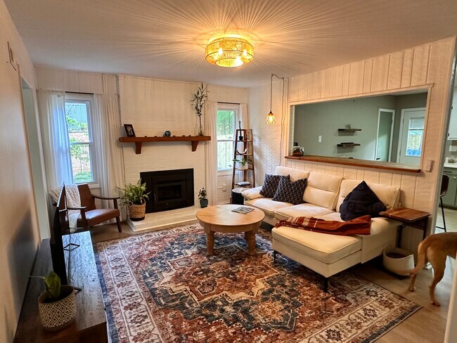 Photo - 4120 Toroella St