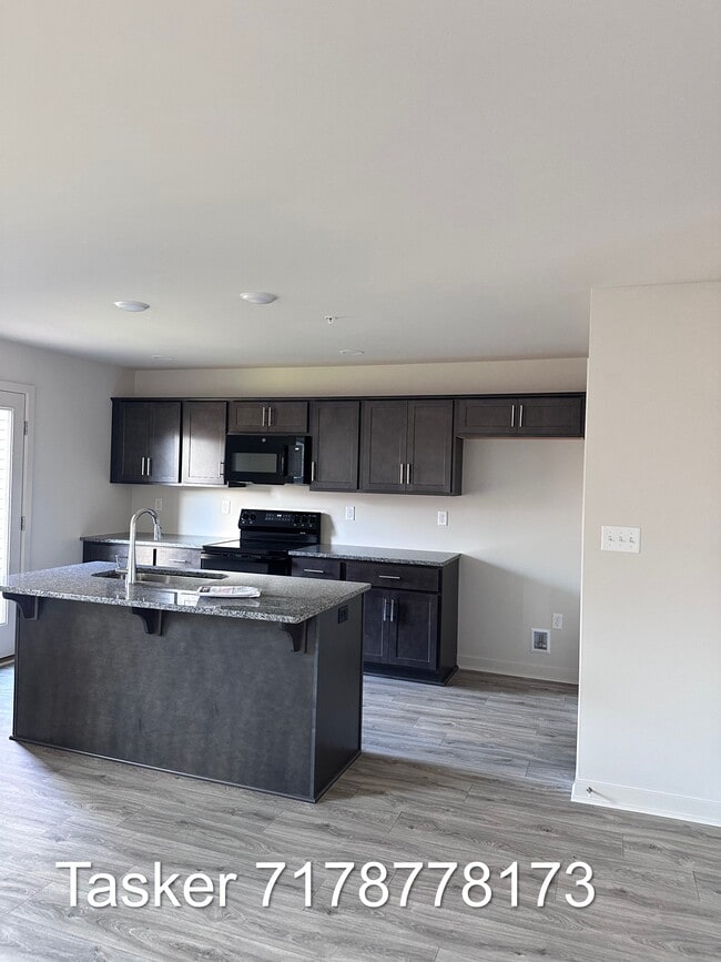 Photo - 7244 White Oak Blvd